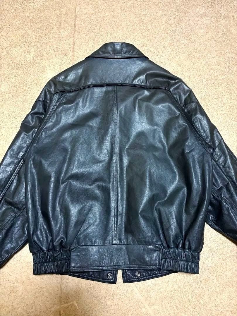 日本製 身幅61着丈64袖丈78 牛革レザー a2フライトジャケット ショート丈