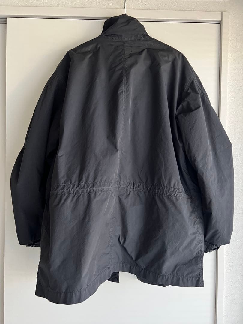 ATON Air Weather Short Mods Coat　ダークグレー4
