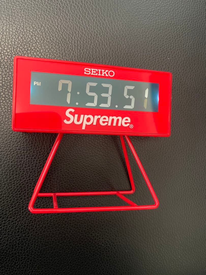 SEIKO Supreme デジタル 時計 レッド ボックスロゴステッカー付