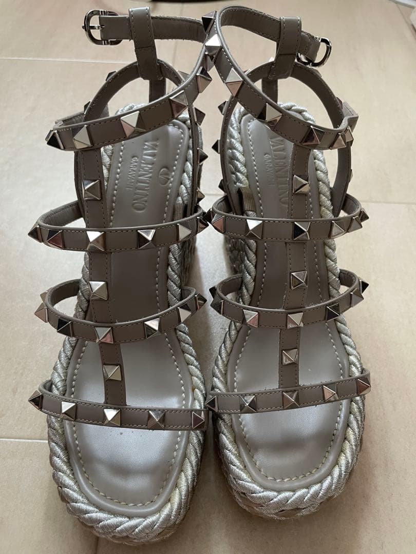 VALENTINO ヴァレンティノ　ウェッジサンダル　サイズ35