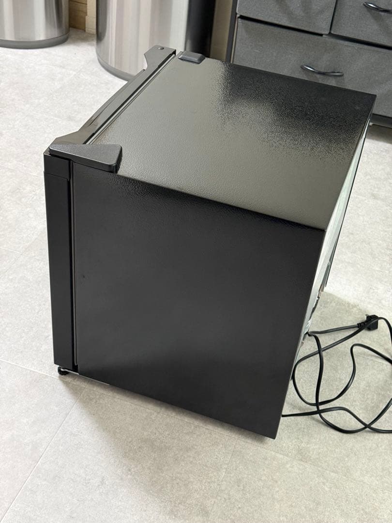 【美品】アイリスオーヤマ 2025年製 冷凍庫 31L