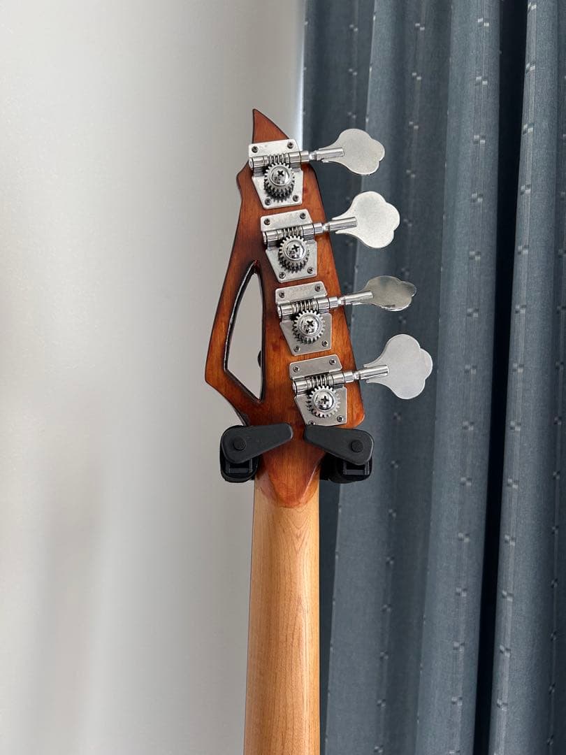 エレキベース 魔改造ベース　4弦　プレベ　セミホロウ・藍色塗装・増厚