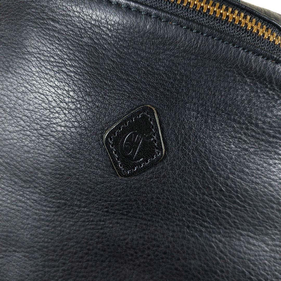極美品 CLEDRAN シボ革 オールレザーバイカラー ショルダーボディバッグ