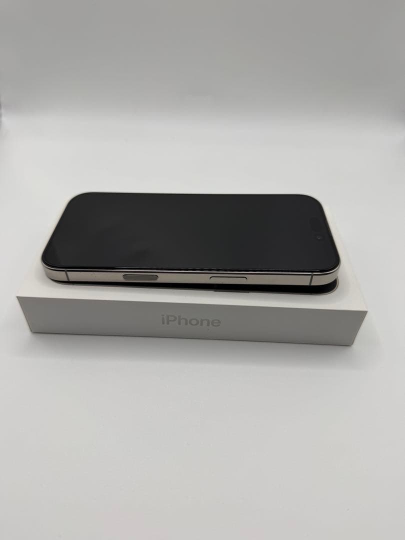 iPhone 16 Pro 512GB ナチュラルチタニウム