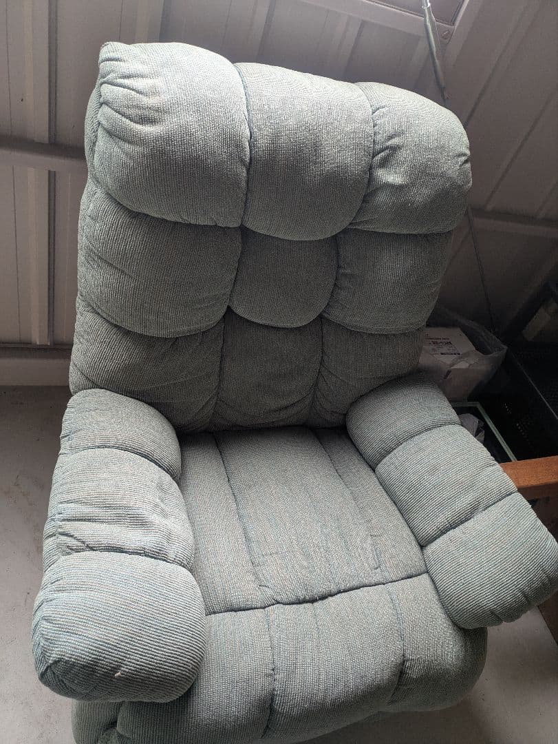 リクライニング機能付き1人掛けソファ　アメリカ製 淡い緑色