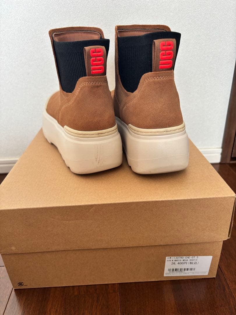 【m＊m】UGG Marin Mega Bootie24.5
