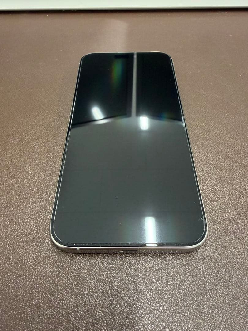 【美品】iPhone15 Pro Max 256GB ナチュラルチタニウム