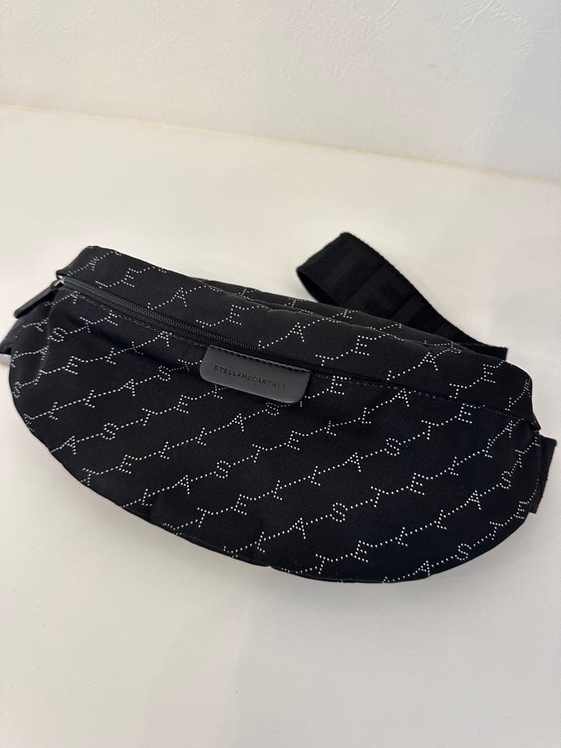 美品　ステラマッカートニー　STELLA McCARTNEY ボディバッグ