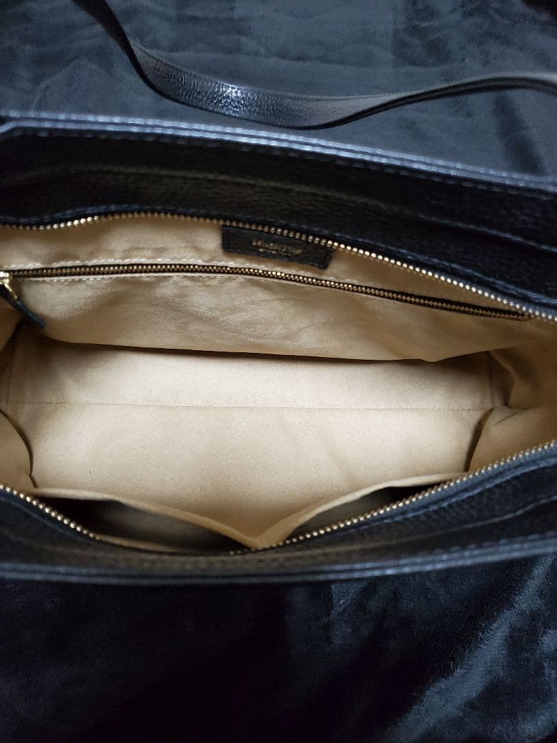 大変お得早い者勝ちタイムセール！大変美品 HushTug レザートート ブラック