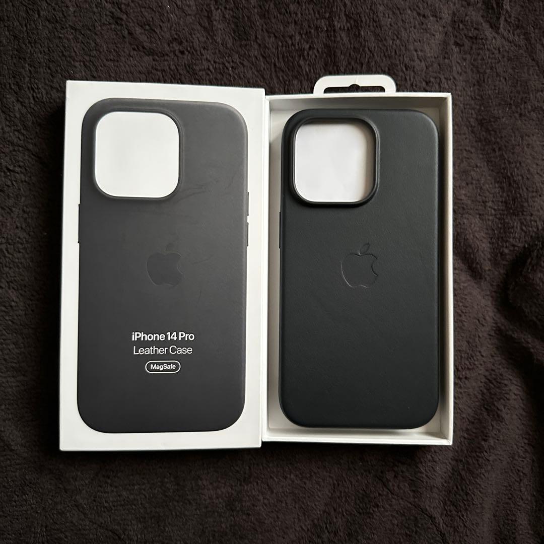 【（新品・希少廃盤品）Apple純正】 iPhone14Pro用レザーケース