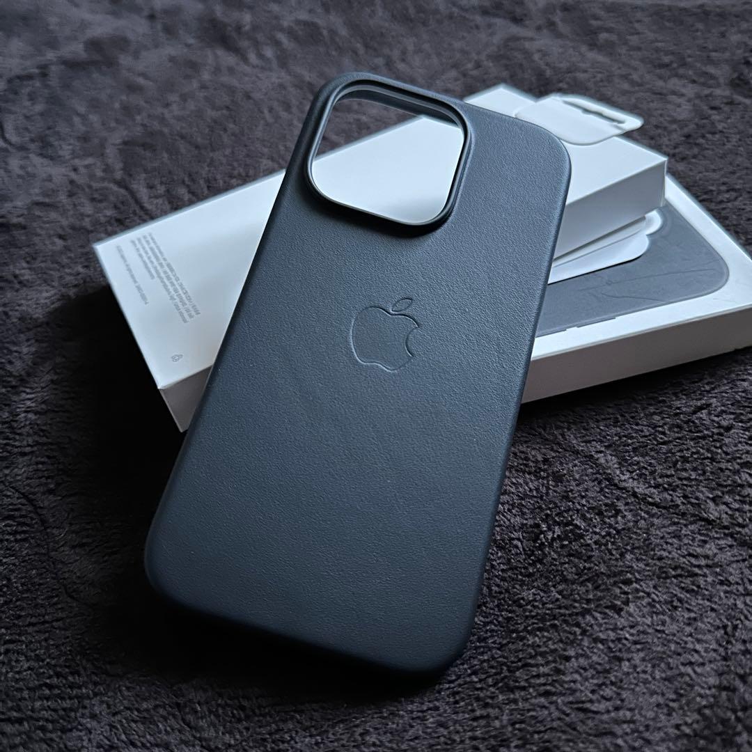 【（新品・希少廃盤品）Apple純正】 iPhone14Pro用レザーケース