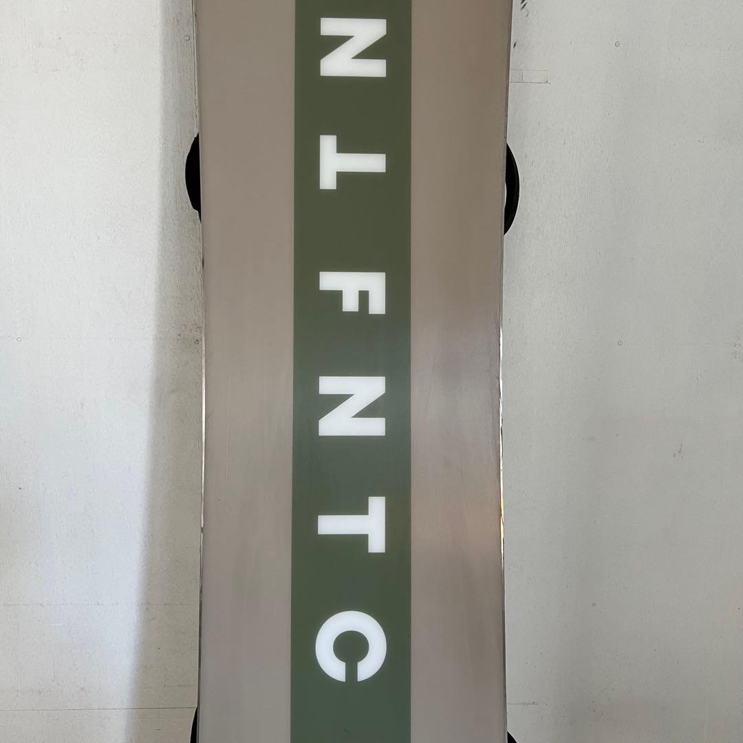 FNTC TNTR 150 スノーボード グラトリ 24-25 バインディング付