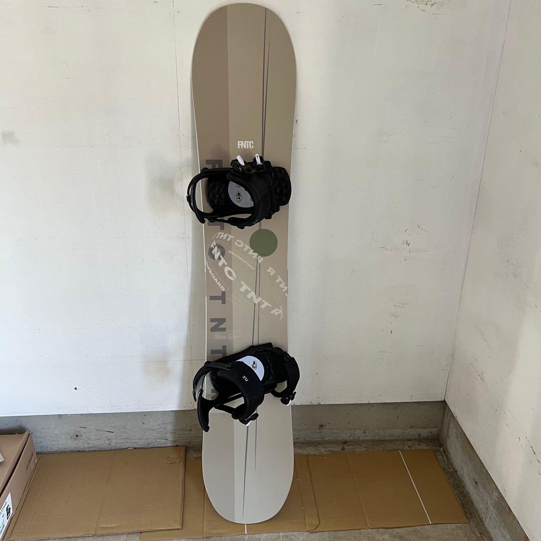 FNTC TNTR 150 スノーボード グラトリ 24-25 バインディング付