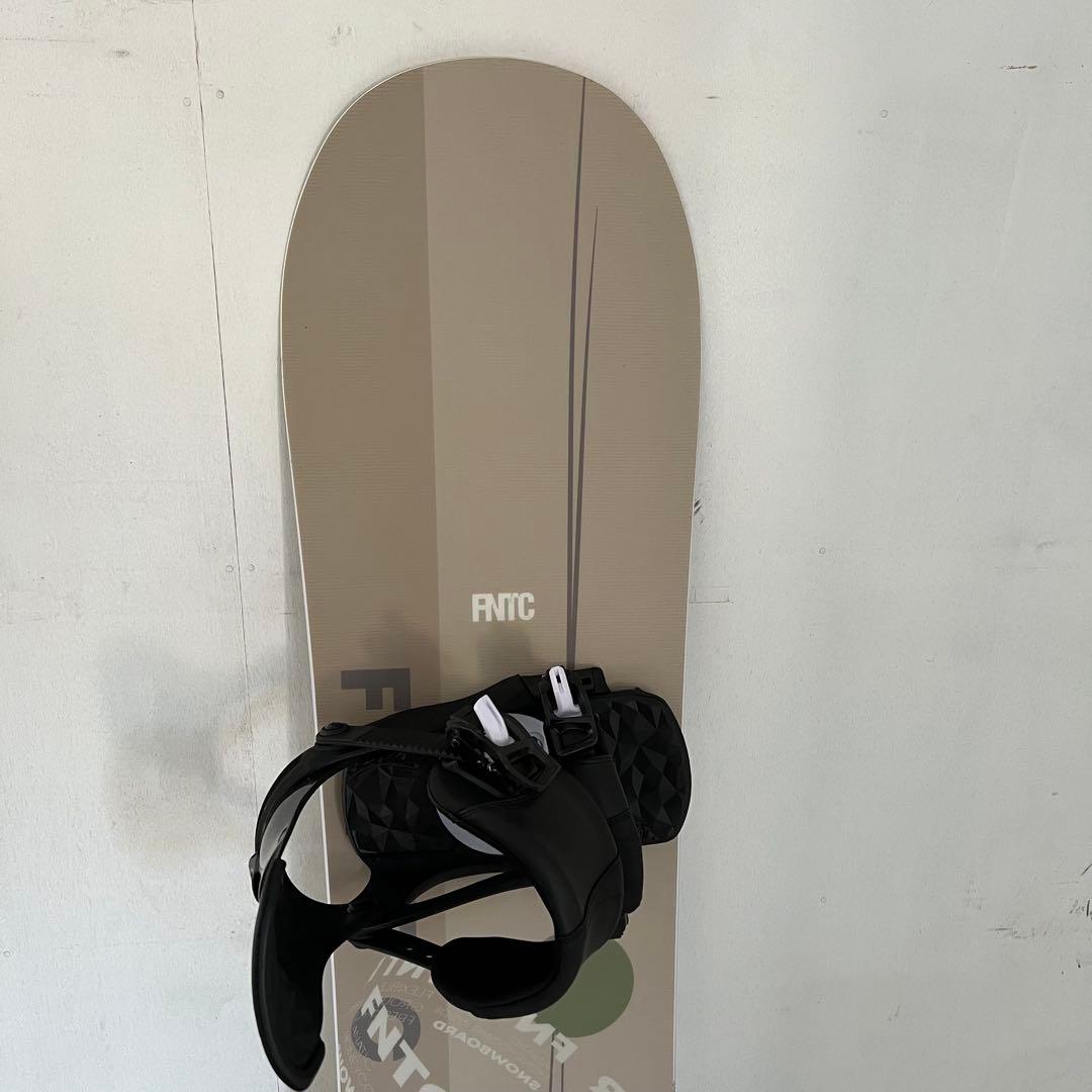 FNTC TNTR 150 スノーボード グラトリ 24-25 バインディング付