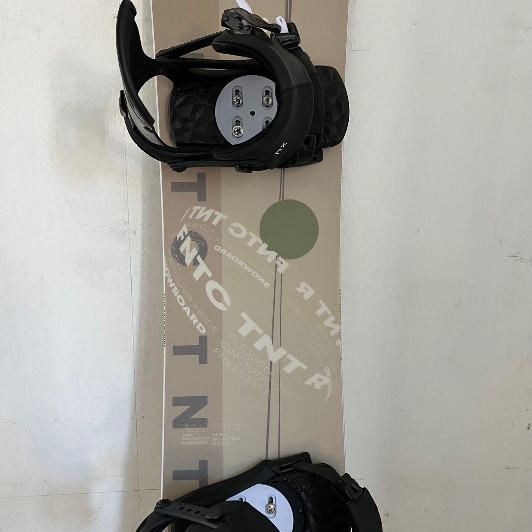 FNTC TNTR 150 スノーボード グラトリ 24-25 バインディング付