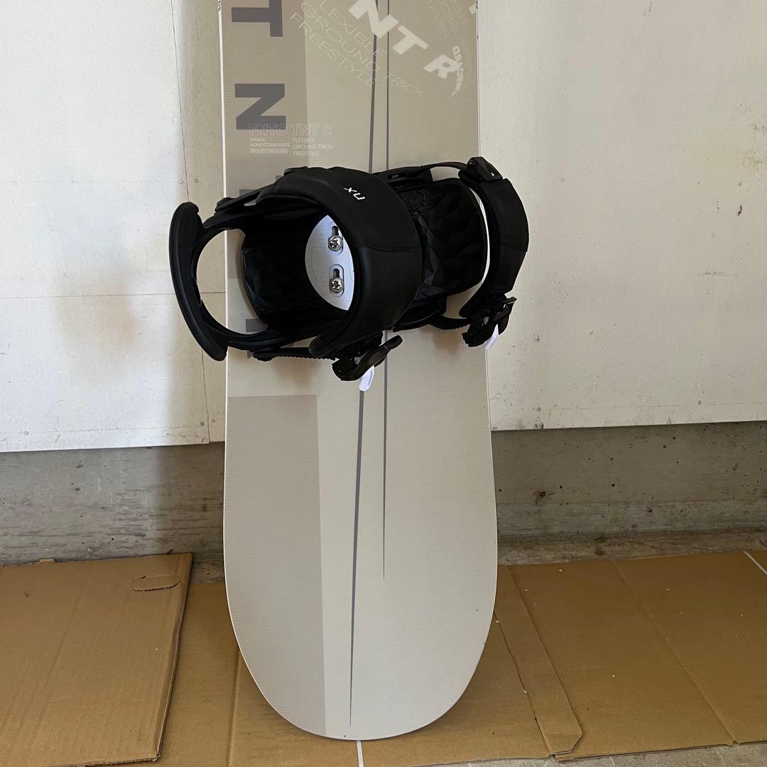 FNTC TNTR 150 スノーボード グラトリ 24-25 バインディング付