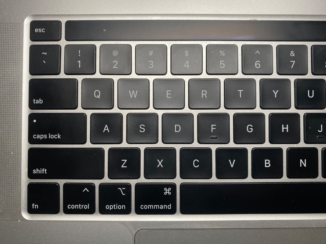 MacBookPro 2019 16インチ 32GB 1TB Corei9