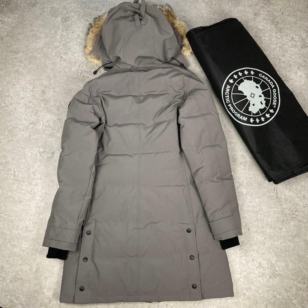 カナダグース シェルバーン　3802LB ブラックレーベル　サザビー　S グレー