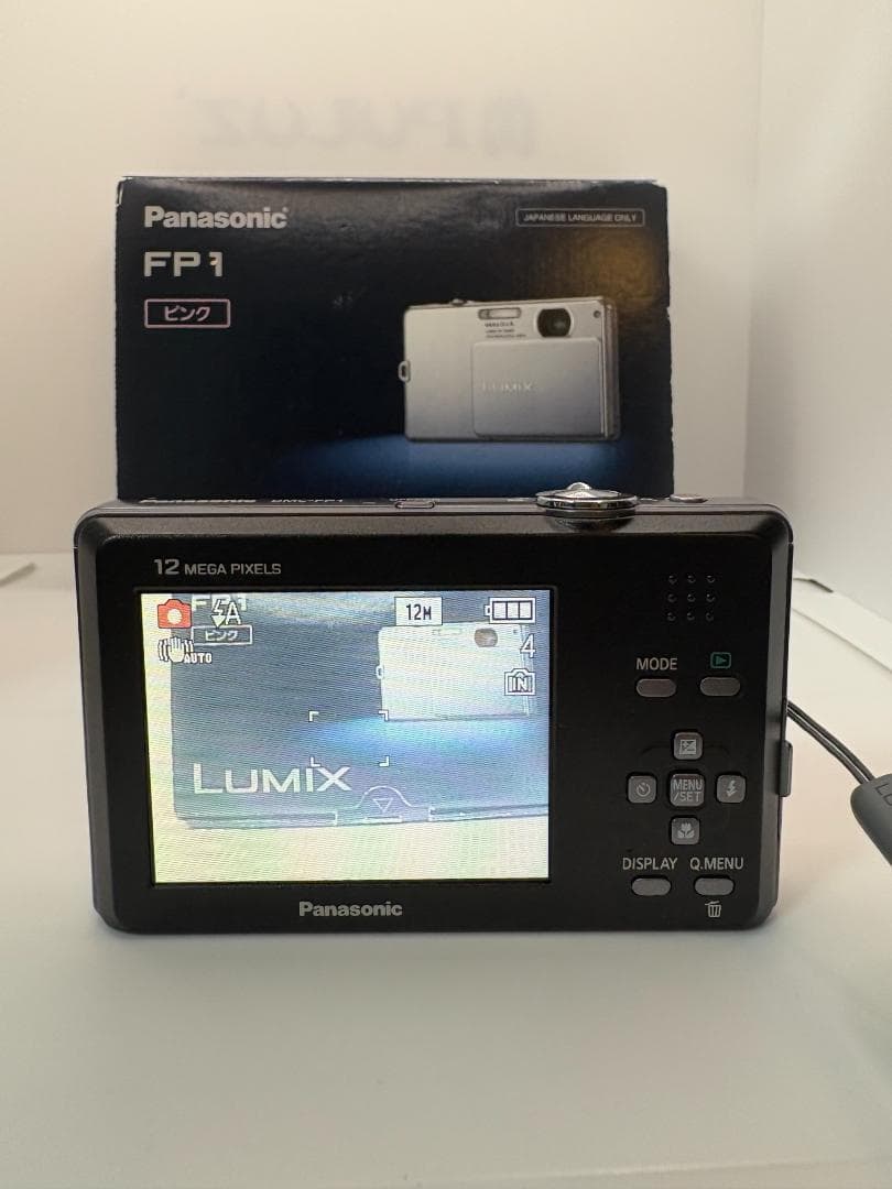 極上美品： Panasonic LUMIX DMC-FP1 ※動作確認済,充電器