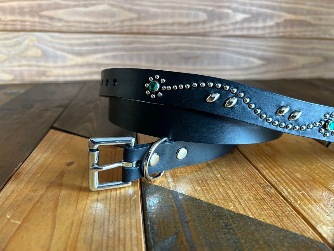 スタッズナローベルト22mm幅　ダブルリーフhtcナロー好き