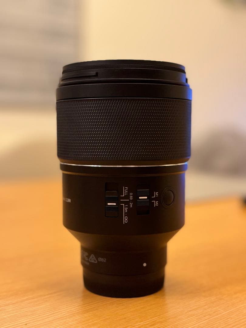 サムヤン　135mm F1.8 Eマウント　PLフィルター付き