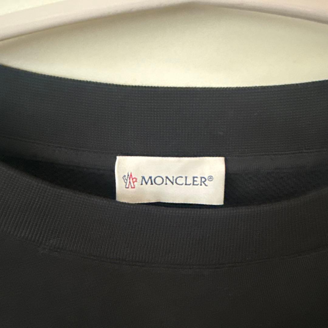 モンクレール ホワイト フード付きダウンジャケット