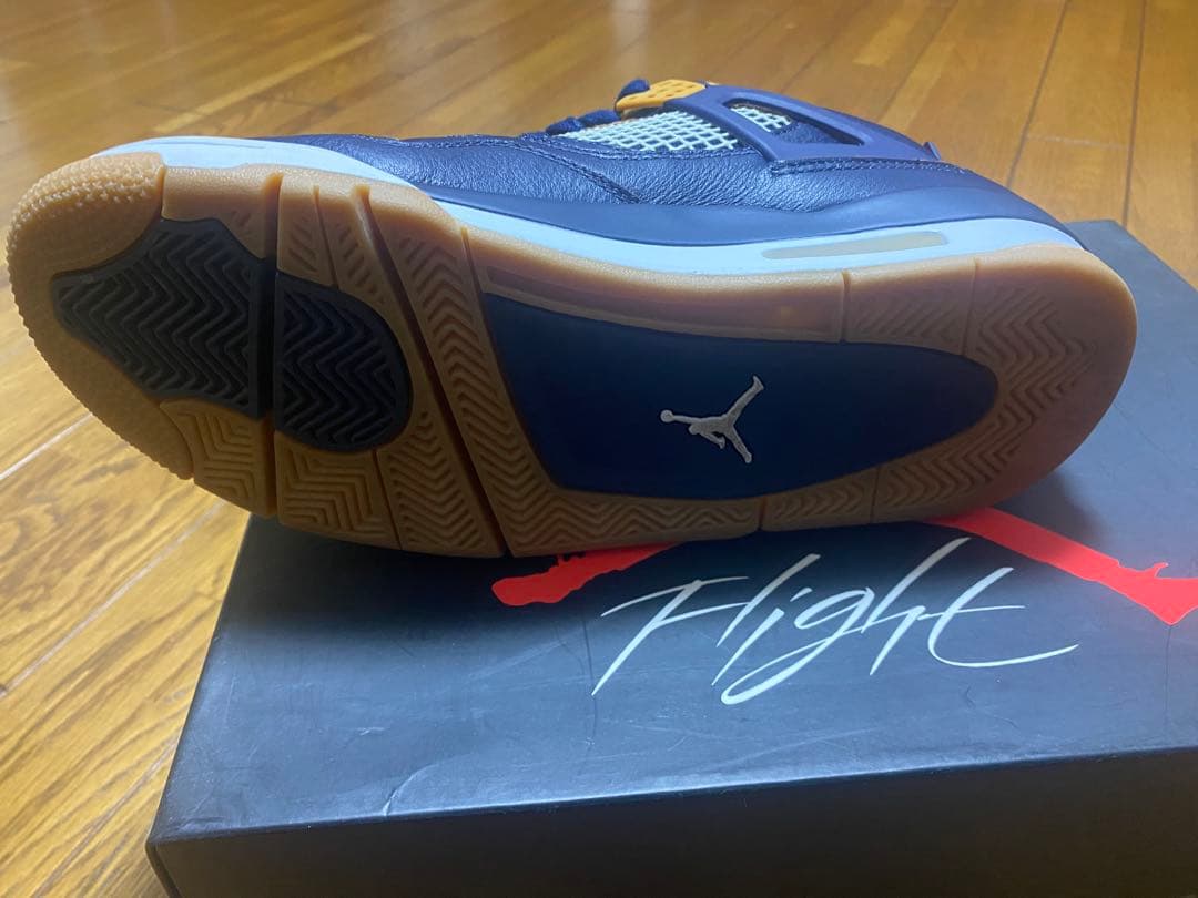 Air Jordan 4 ネイビー/イエロー