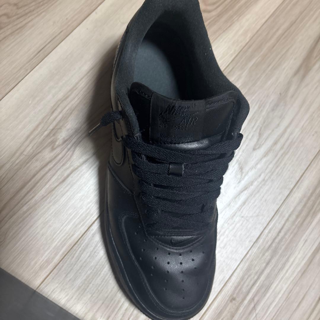 ツ*ー様 Nike Air Force 1 Supreme ブラック