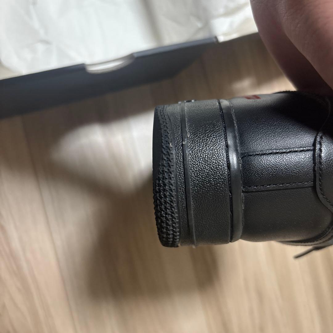 ツ*ー様 Nike Air Force 1 Supreme ブラック