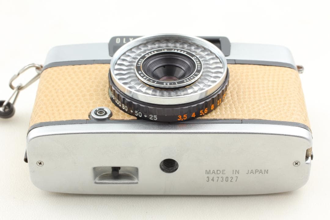 【整備済　美品】ベージュ OLYMPUS PEN EE-2 露出計OK 1359