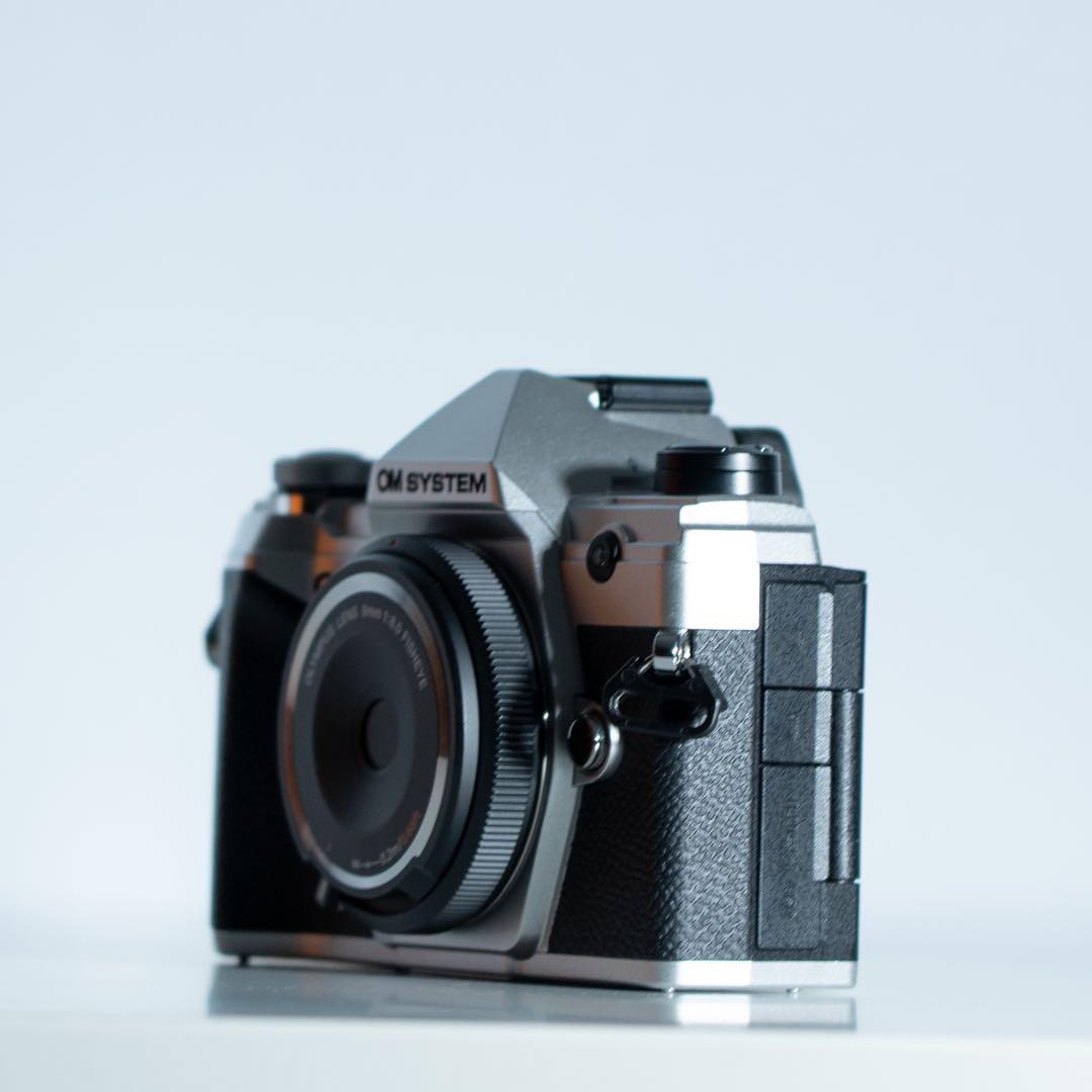 OM SYSTEM OM-5 ＋ ボディキャップレンズ 9mm f8