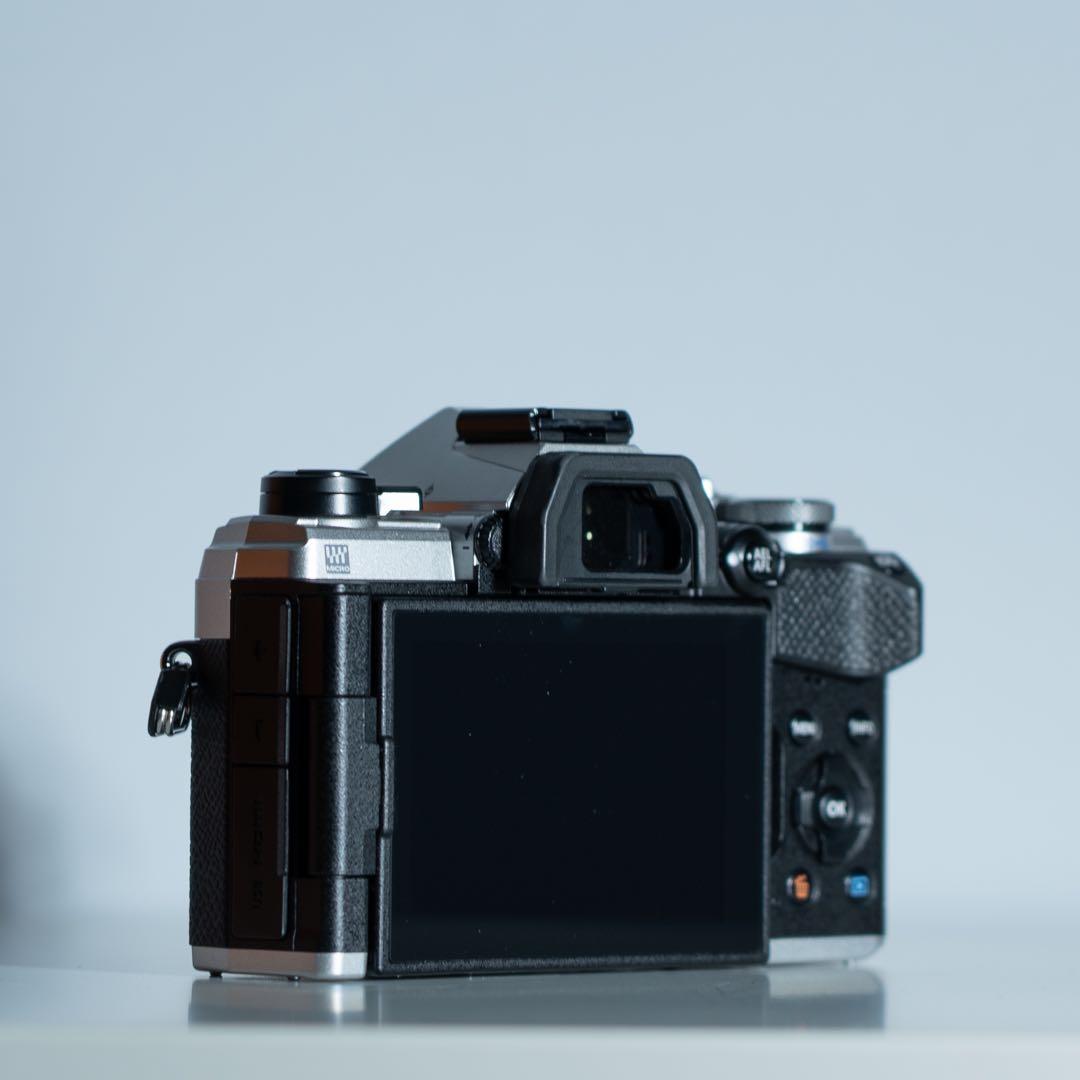 OM SYSTEM OM-5 ＋ ボディキャップレンズ 9mm f8