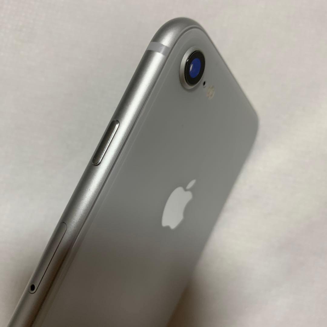 Apple iPhone 8 シルバー 256GB SIMロック解除済み