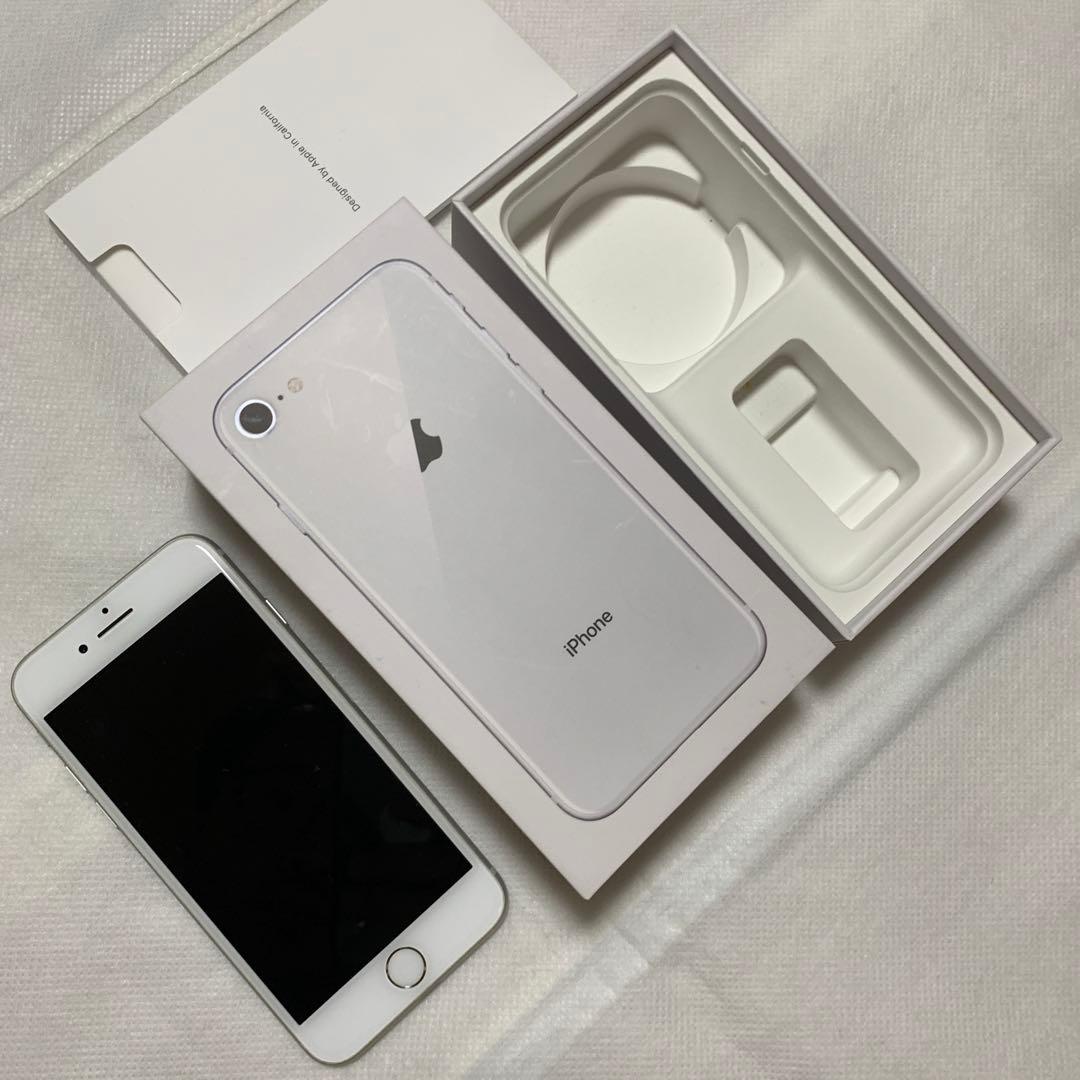 Apple iPhone 8 シルバー 256GB SIMロック解除済み