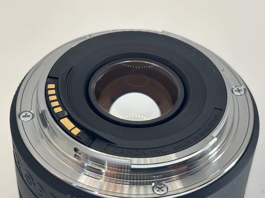 【新品同様】Canon EF50mm F1.8 STM 単焦点／フルサイズ対応