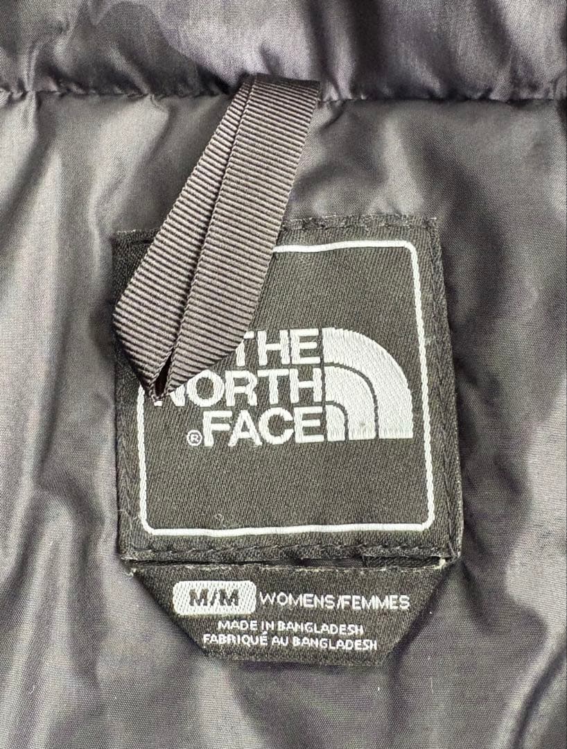 年内特別価格！THE NORTH FACE センターロゴカモフラ ダウンベスト