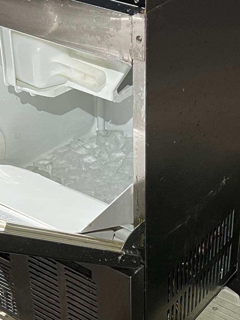 ダイワ　DRI-25LME1　キューブアイスメーカー