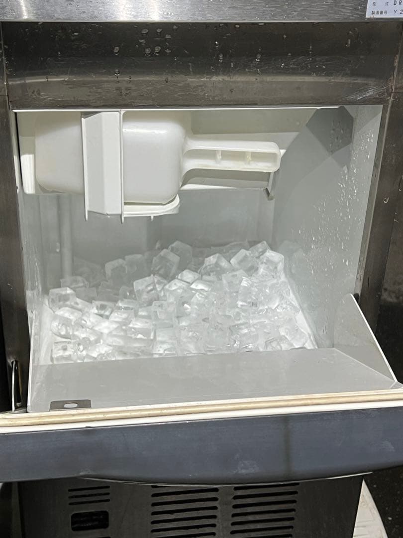 ダイワ　DRI-25LME1　キューブアイスメーカー