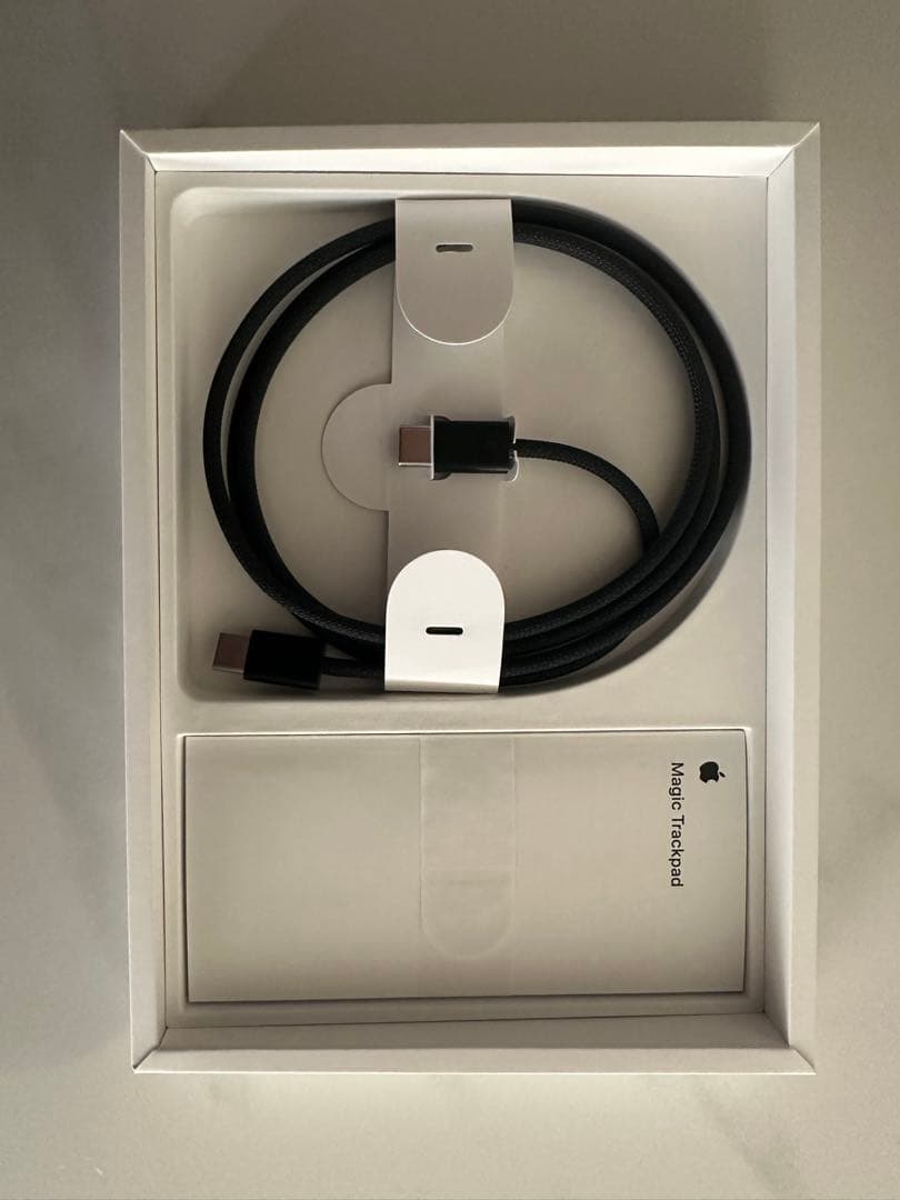 Apple Magic Trackpad 4 ブラック　（USB-C）　ほぼ新品