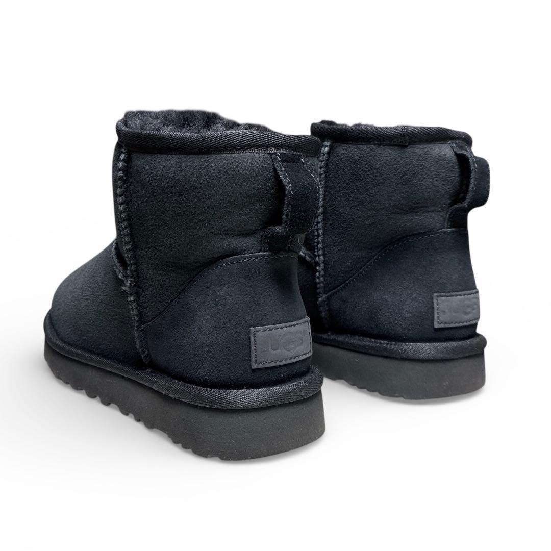 UGG クラシックミニⅡ ムートンブーツ BLK