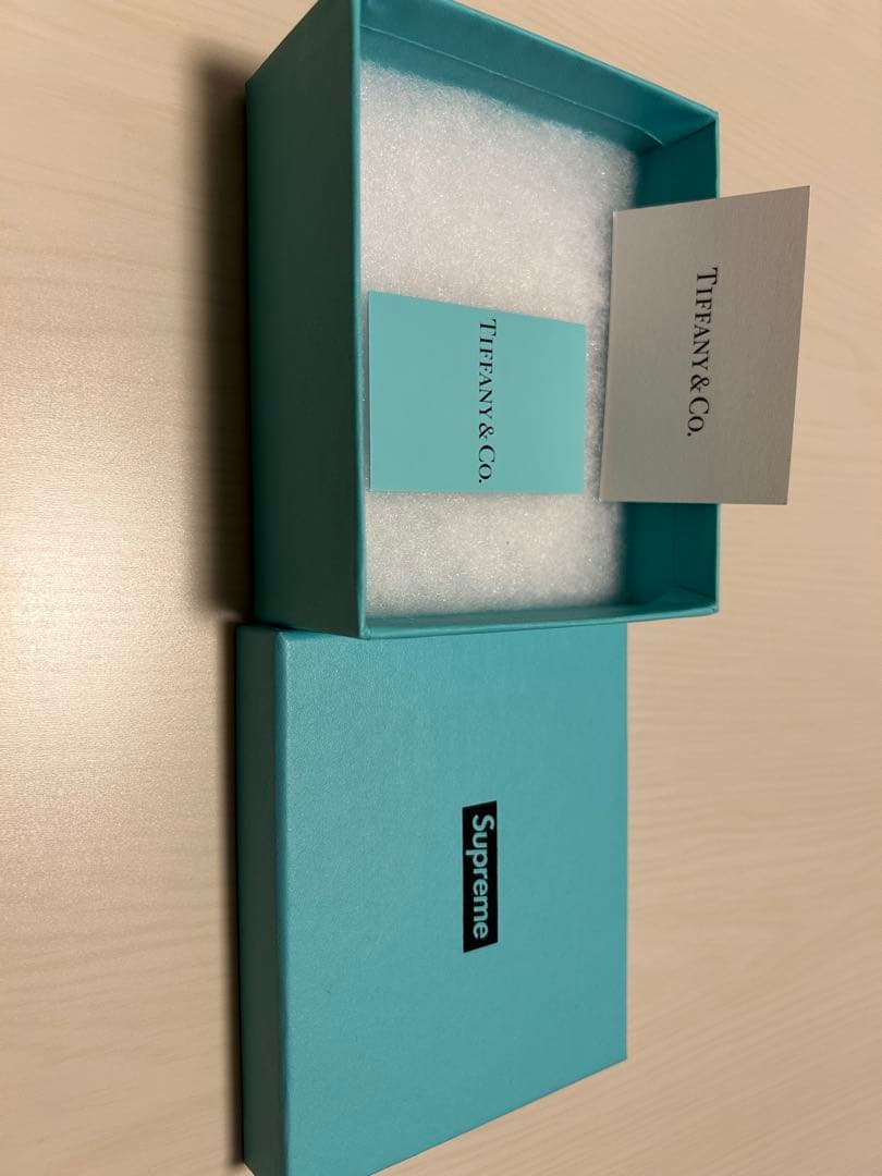Tiffany & Co. Supreme キーホルダー