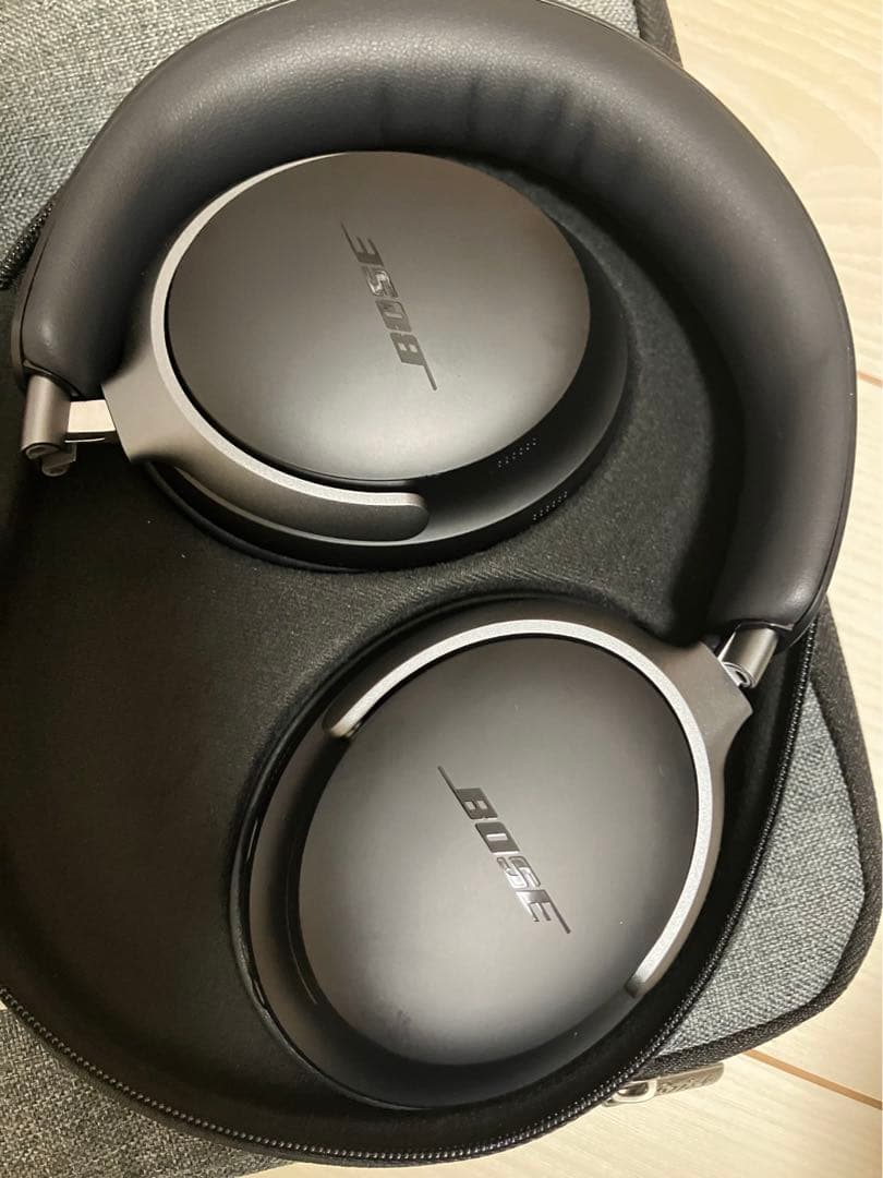 ほぼ未使用BOSE QUIETCOMFORT ULTRA HEADPHONES