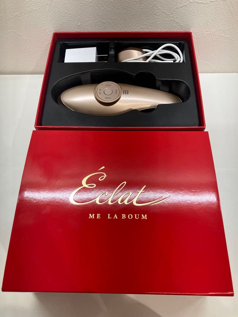 ME ラボンエクラ美顔器　IKKO プロデュース