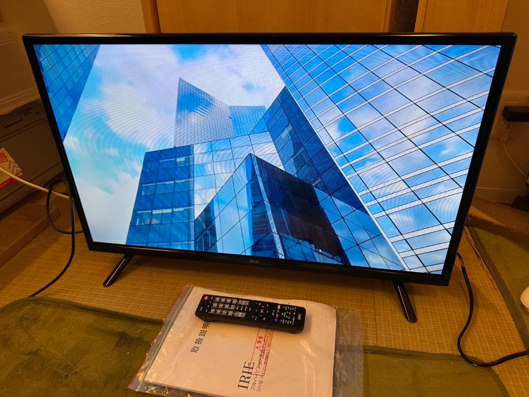 IRIE アイリー　32型　テレビ　FFF-TV32WBK2　映り綺麗未使用近！