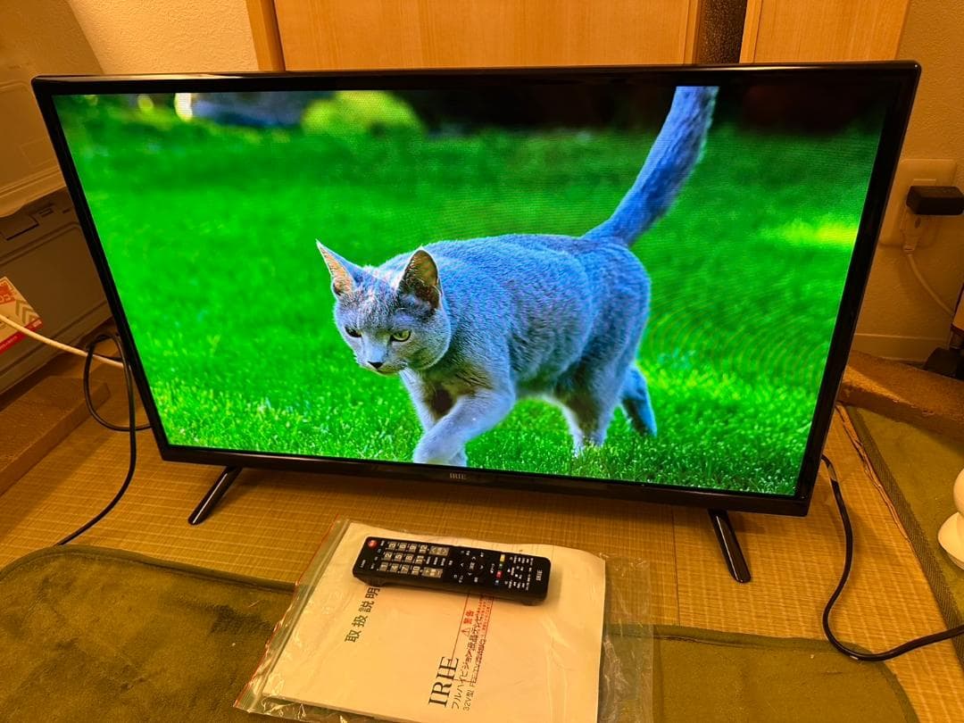 IRIE アイリー　32型　テレビ　FFF-TV32WBK2　映り綺麗未使用近！