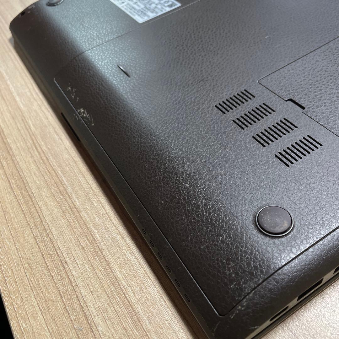 LIFEBOOK AH77/D3 9世代i7
