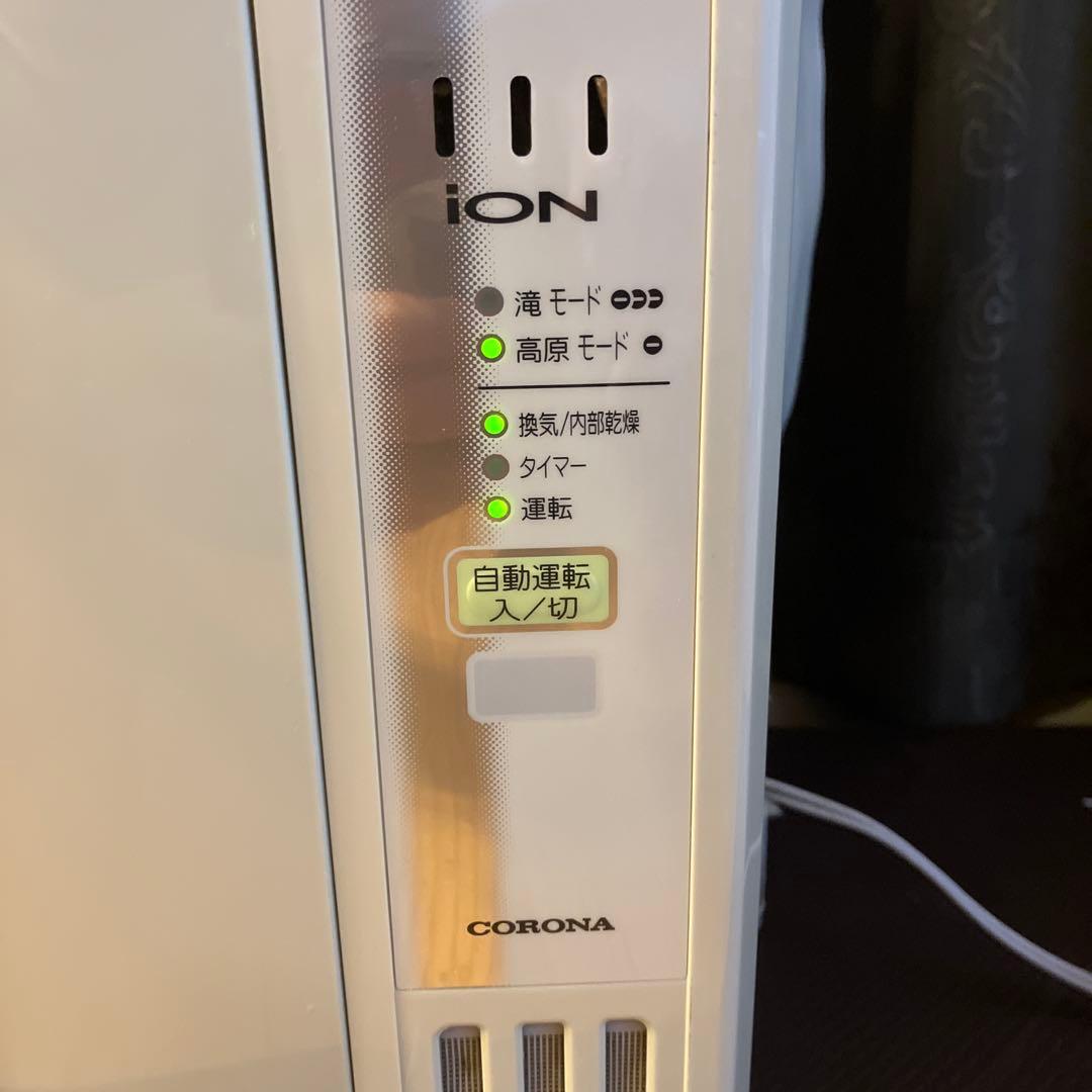 CORONA iON 窓用エアコン　CW-A1813 W