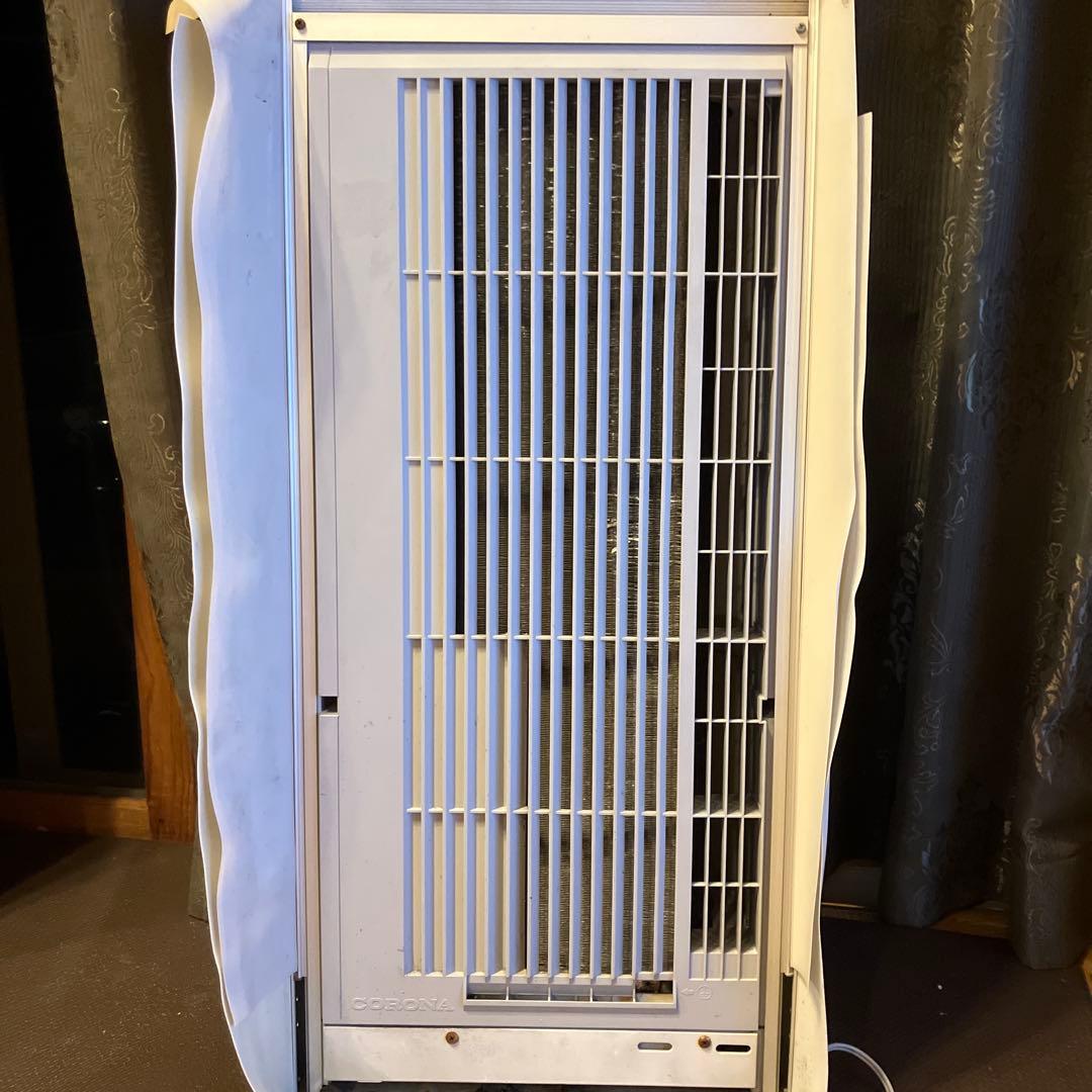CORONA iON 窓用エアコン　CW-A1813 W