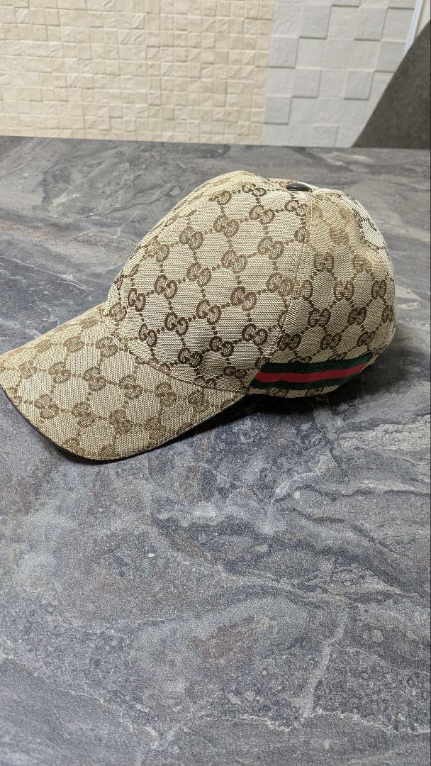 GUCCI ベージュ GGパターン キャップ