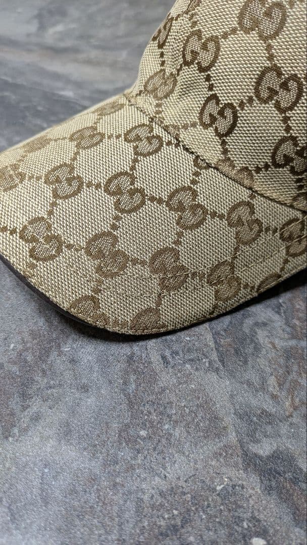 GUCCI ベージュ GGパターン キャップ